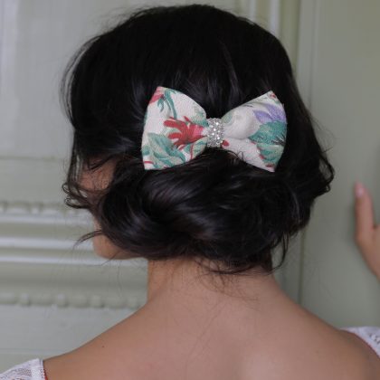 Diamanté Floral - Bow Hair Clip